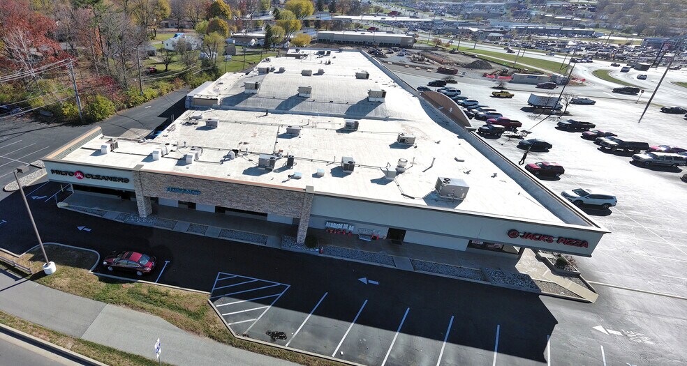 More Photos Of 707 S Madison Ave, Greenwood Storefront For Sale