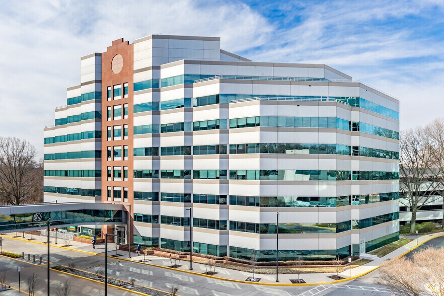 More Photos Of 8260 Willow Oaks Corporate Dr, Fairfax Medical For Lease