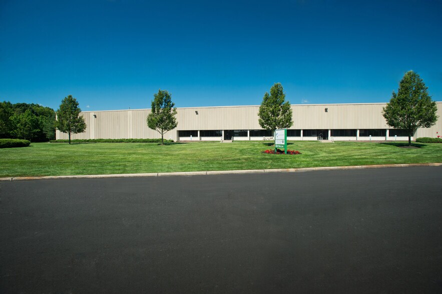 More Photos Of 201 Mac Ln, Keasbey Warehouse For Lease