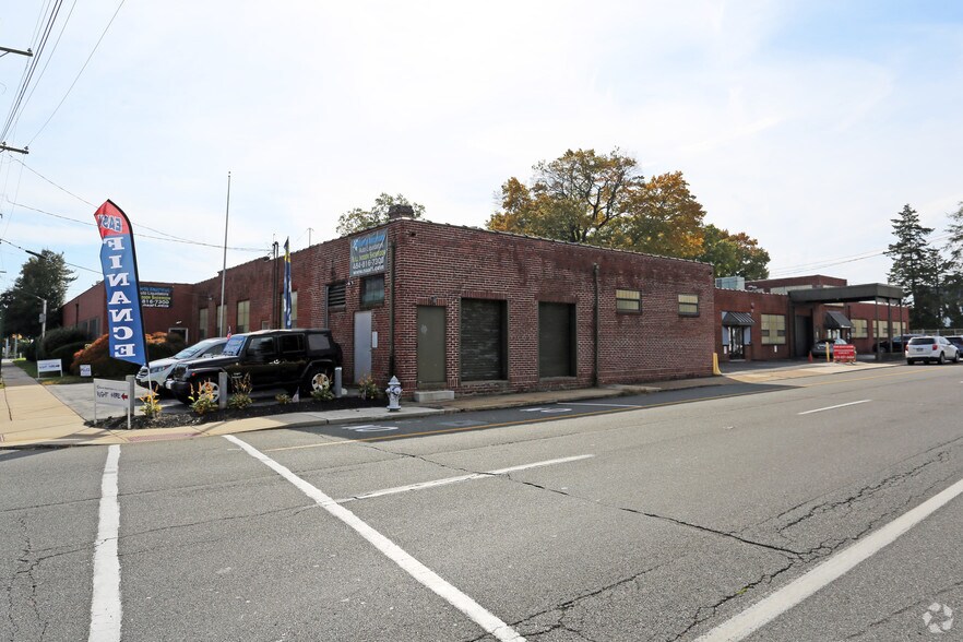 More Photos Of 232 N Governor Printz Blvd, Essington Warehouse For Lease
