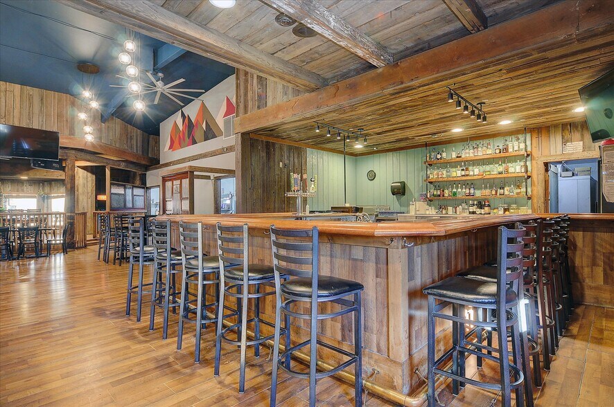 More Photos Of 720 E 50 Hwy, Salida Restaurant For Sale