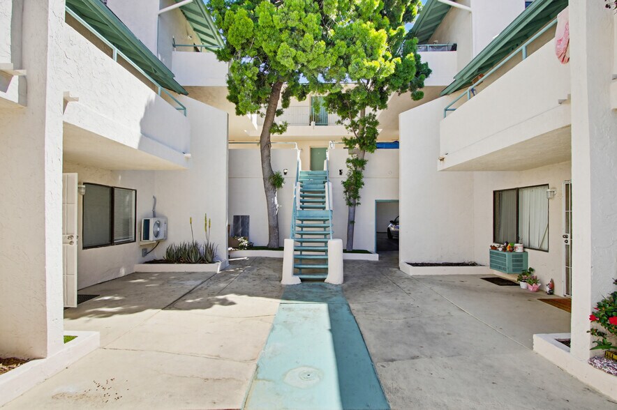More Photos Of 3541 Highland Ave, San Diego Apartments For Sale