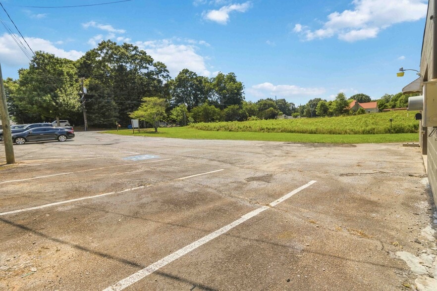 More Photos Of 13 Alexander St, Winder Land For Sale