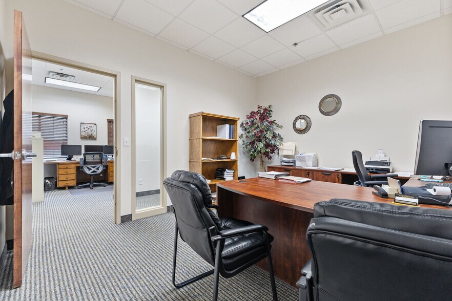 More Photos Of 300 Coon Rapids Blvd NW, Coon Rapids Office Residential For Lease