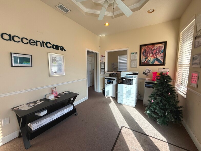 More Photos Of 4881 NW Palm Coast Pky, Palm Coast Office For Lease