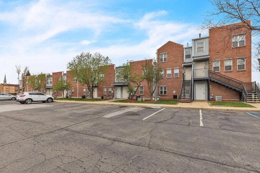 More Photos Of 1400 Jefferson St, Gary Apartments For Sale