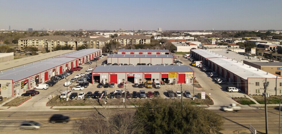 More Photos Of 9525 Boone, Houston Light Distribution For Lease