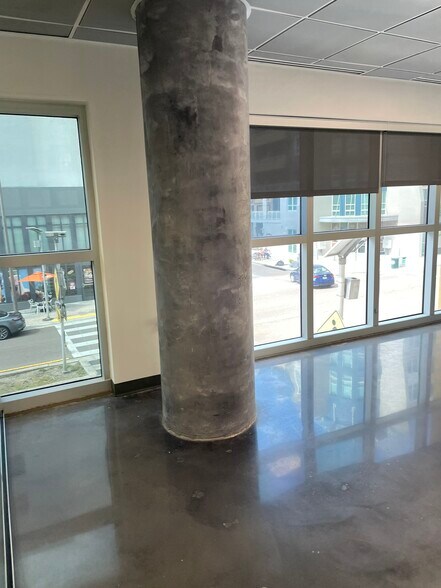 More Photos Of 1208 E Kennedy Blvd, Tampa Apartments For Lease