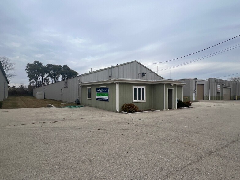 Primary Photo Of 147 Second Ave, Rochelle Warehouse For Lease