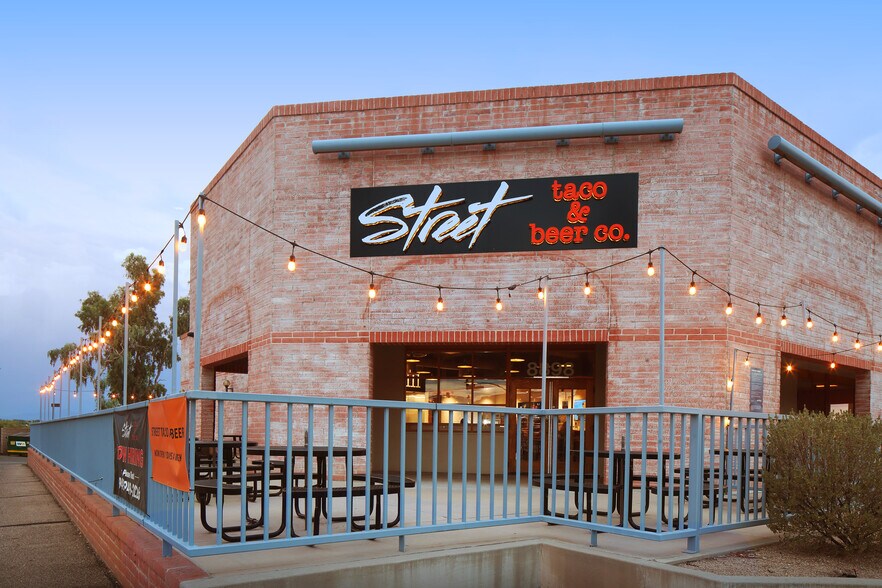 More Photos Of 8800-9165 E Tanque Verde Rd, Tucson Storefront For Sale