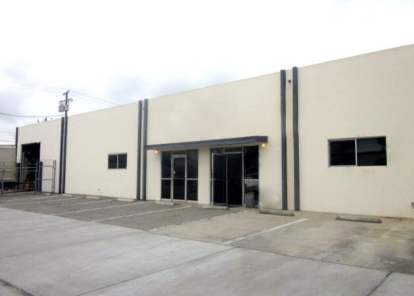 Primary Photo Of 3035 Halladay St, Santa Ana Warehouse For Lease