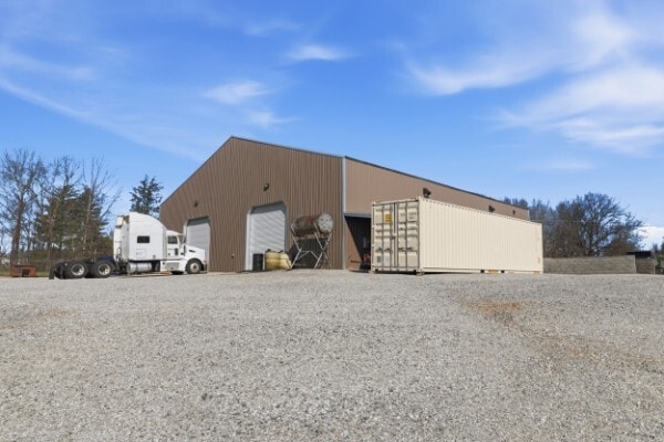 More Photos Of 1018 Abiff Rd, Bon Aqua Service For Sale