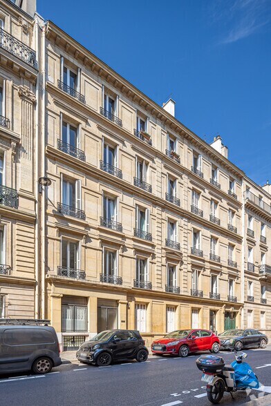 Primary Photo Of 9 Rue De Vézelay, Paris Office For Sale