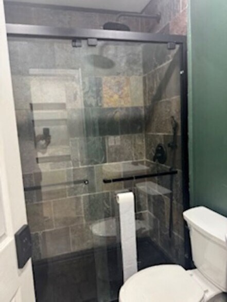 More Photos Of 2470 Air Park Rd, Charleston Warehouse For Lease