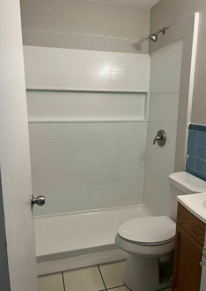 More Photos Of 2619 45th Ave W, Bradenton Apartments For Sale