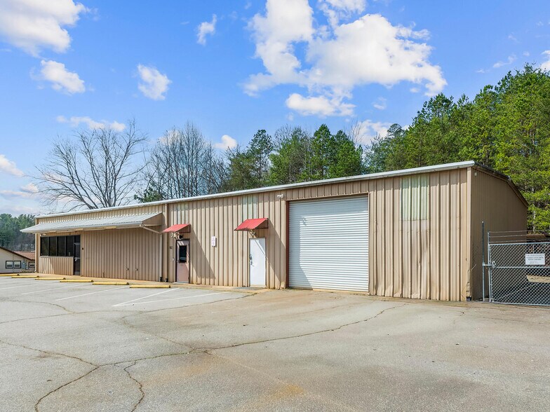 Primary Photo Of 82 Old Mars Hill Hwy, Weaverville Flex For Lease