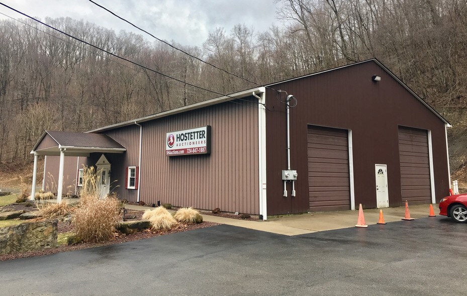 More Photos Of 903 Constitution Blvd, Beaver Falls Office For Lease