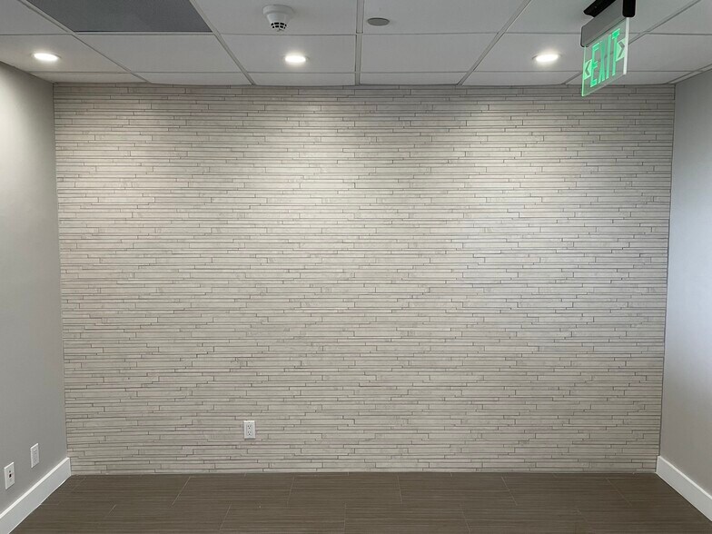 More Photos Of 4770 Biscayne Blvd, Miami Office Residential For Sale