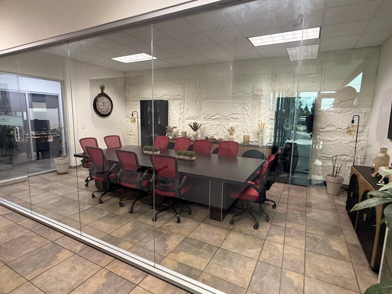 More Photos Of 14107 Dinard Ave, Santa Fe Springs Warehouse For Lease