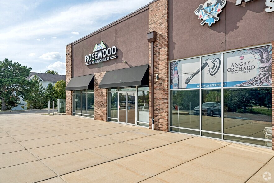More Photos Of 4302-4442 E New York St, Aurora Unknown For Lease