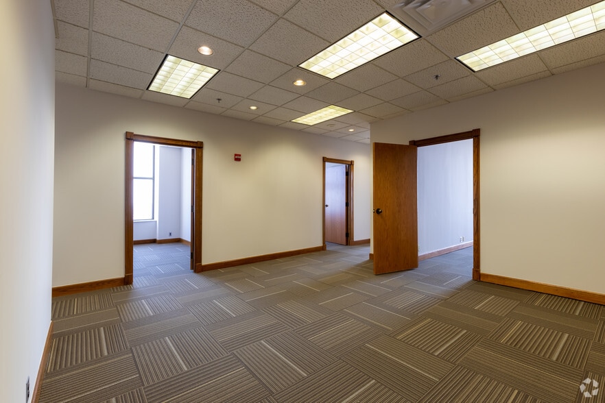 Photo of 28th Floor Ste 2850