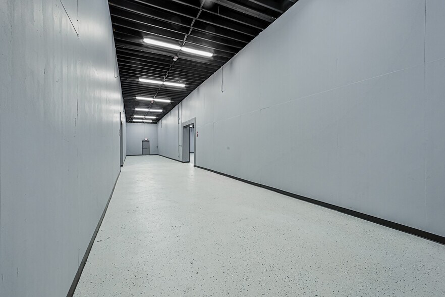 More Photos Of 102 S Shaver St, Pasadena Warehouse For Sale