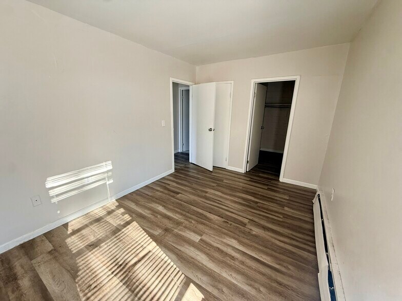 More Photos Of 911-913 Rogers Pl, Cincinnati Apartments For Sale