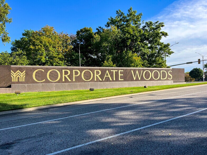 More Photos Of 9209 W 110th St, Overland Park Medical For Sale