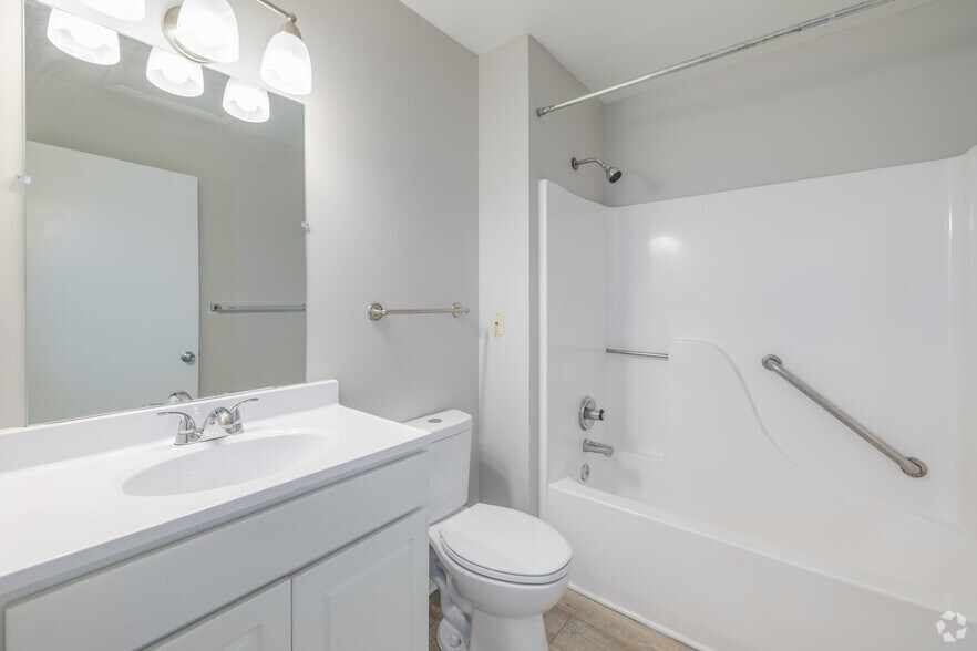 More Photos Of 1004 Appamattox Ct, Fayetteville Apartments For Sale