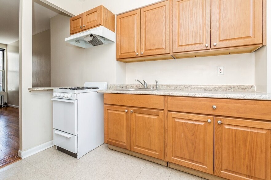 More Photos Of 4132 53rd St, Woodside Apartments For Sale