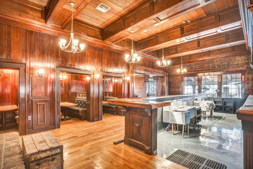 More Photos Of 1555 S Wells Ave, Reno Restaurant For Sale