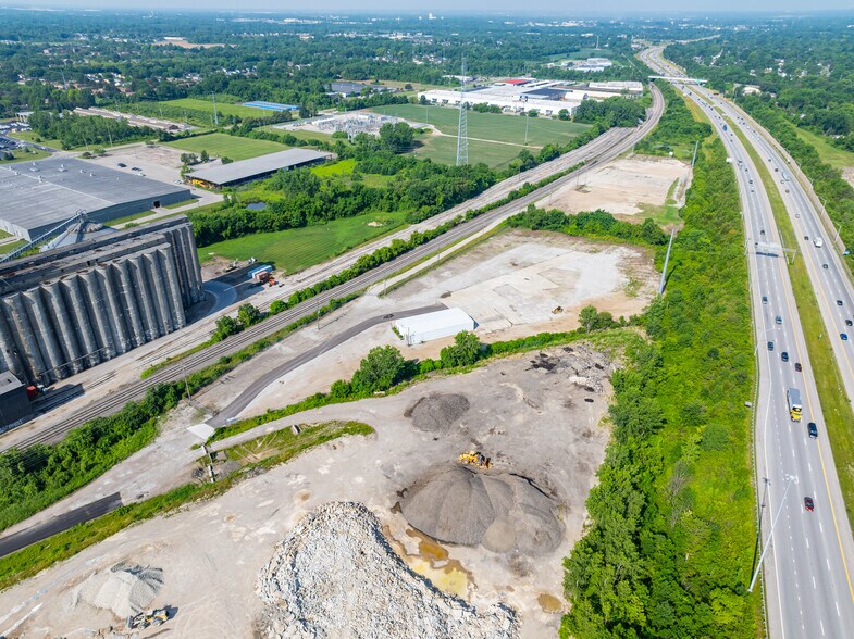 More Photos Of 4100 Truro Station Service Rd, Columbus Manufacturing For Sale