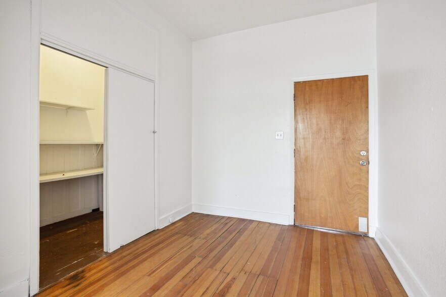 More Photos Of 76 Broadway, Denver Storefront Retail Office For Lease