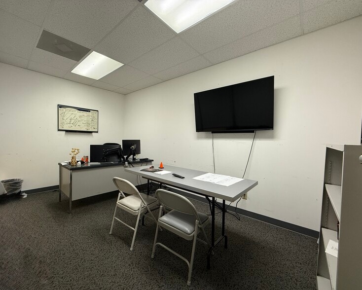 More Photos Of 11647 Armetco Dr, Justin Industrial For Lease