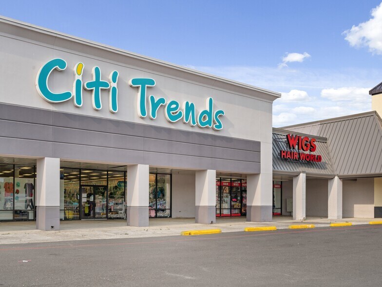 More Photos Of 2302 W Thomas St, Hammond Unknown For Lease