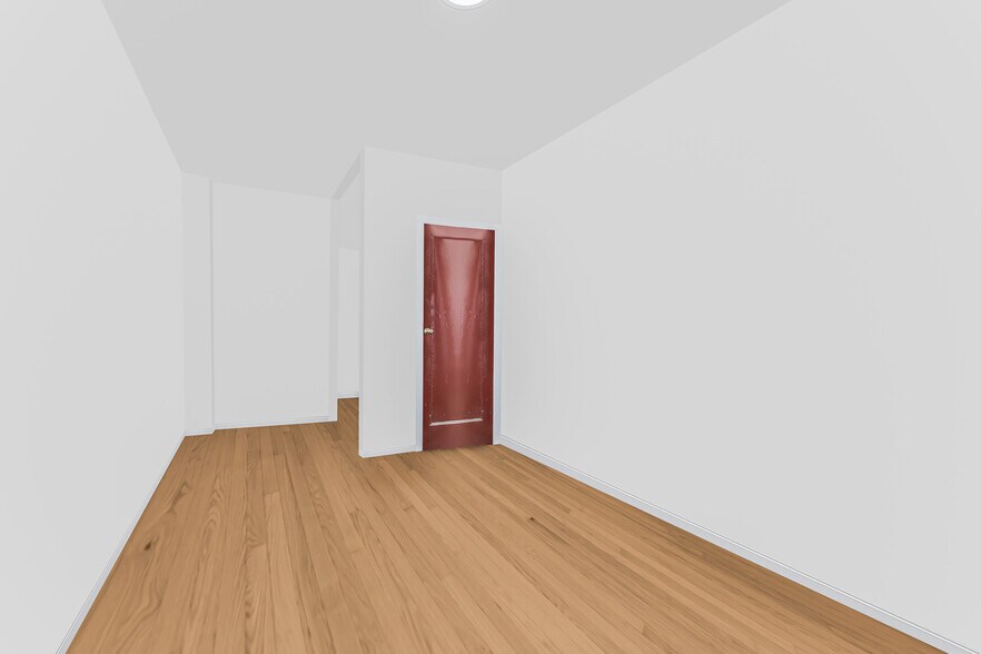 More Photos Of 3910 White Plains Rd, Bronx Storefront Retail Office For Sale