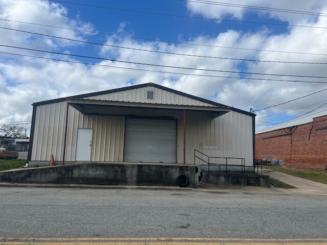 Primary Photo Of 126 S Gordon St, Ashburn Warehouse For Sale