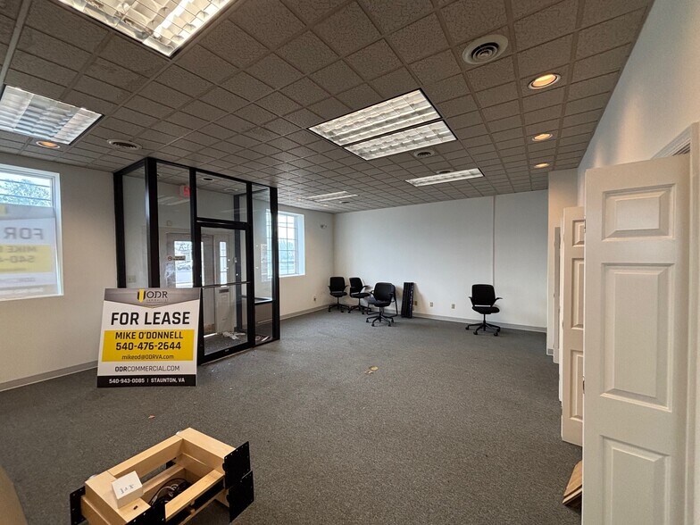 More Photos Of 201 Rosser Ave, Waynesboro Medical For Lease