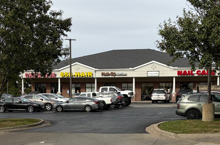 Primary Photo Of 1303 Platte Falls Rd, Platte City Storefront For Sale