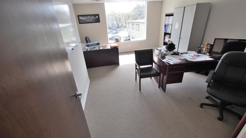 More Photos Of 315 W Alabama St, Houston Loft Creative Space For Lease