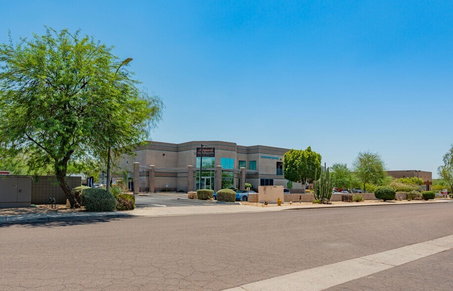 More Photos Of 16191 N 82nd St, Scottsdale Warehouse For Sale