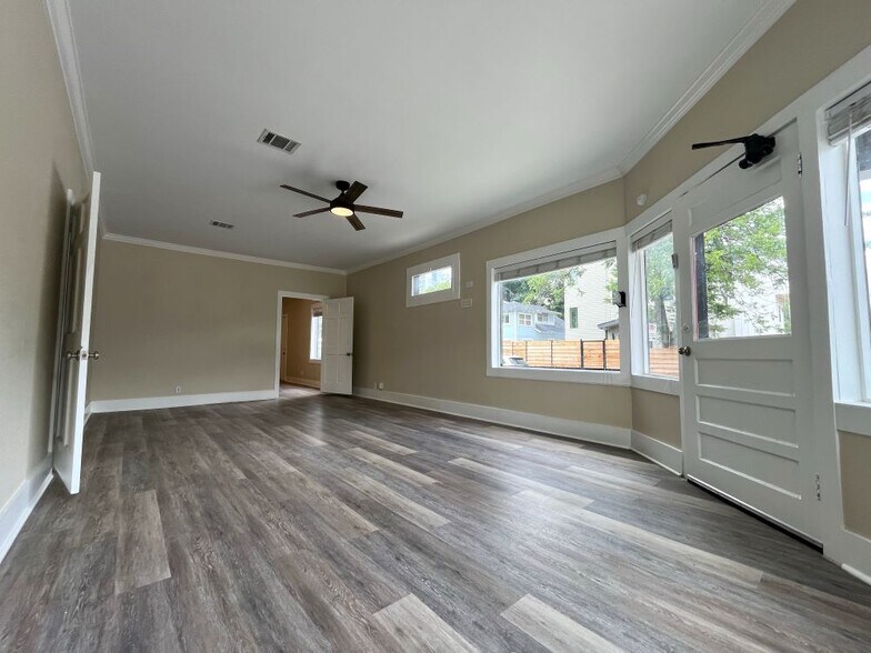 More Photos Of 78 San Marcos St, Austin Office Residential For Lease