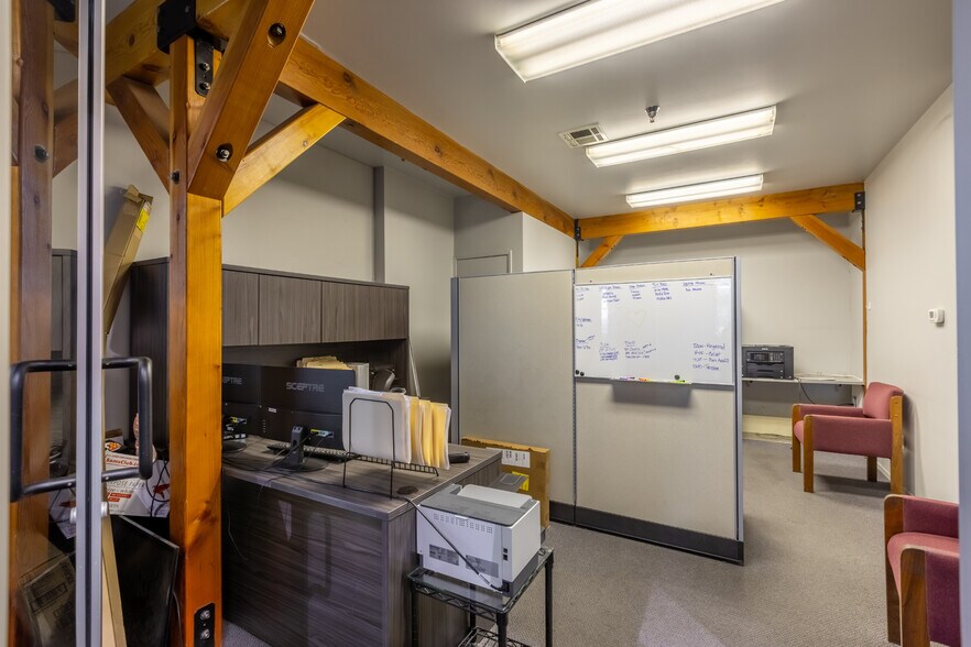 More Photos Of 608 E Rancho Vista Blvd, Palmdale Service For Sale