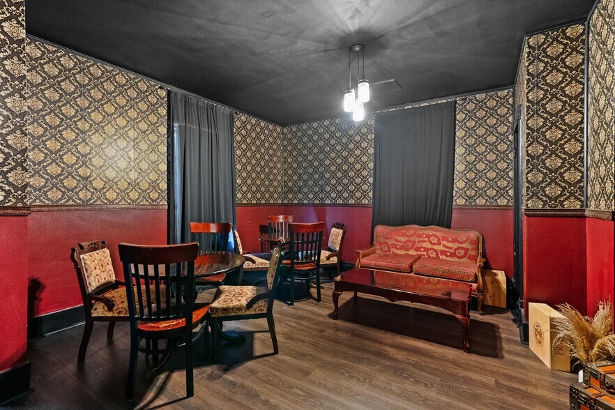 More Photos Of 312 E Tarpon Ave, Tarpon Springs Medical For Sale