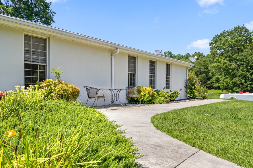 More Photos Of 3872 Brayton Mountain Rd, Graysville Skilled Nursing Facility For Sale