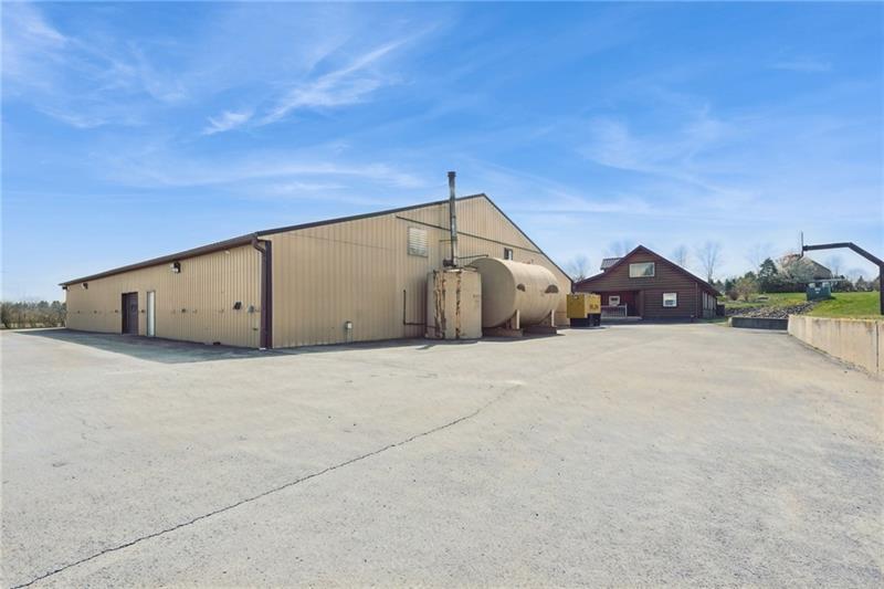 More Photos Of 208 W Mud Pike, Rockwood Office For Sale