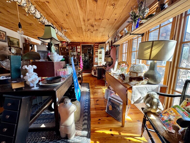 More Photos Of 2659 NH Route 16, Albany General Retail For Sale