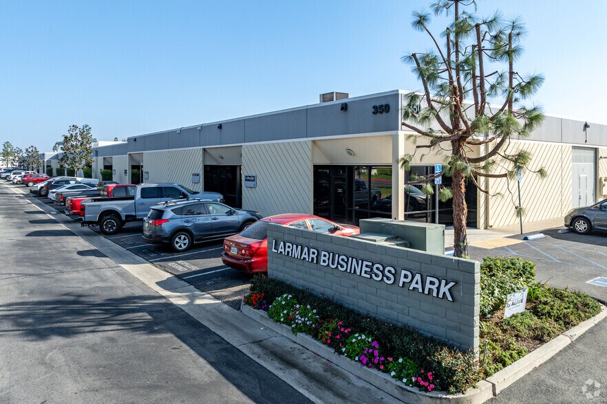 More Photos Of 350 E Orangethorpe Ave, Placentia Warehouse For Lease