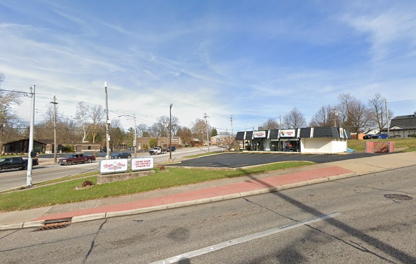 Primary Photo Of 5793 Pearl Rd, Parma Storefront Retail Office For Sale