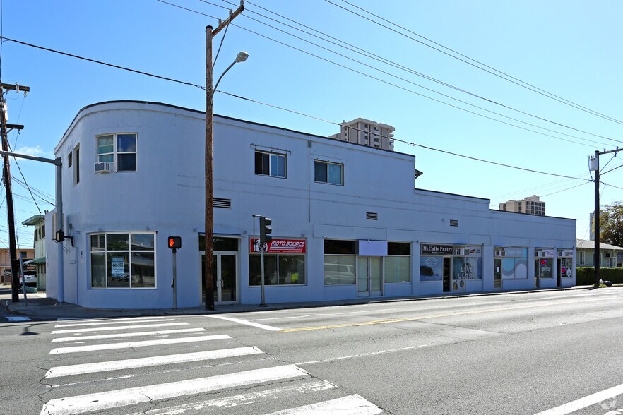 More Photos Of 841-847 McCully St, Honolulu Freestanding For Lease